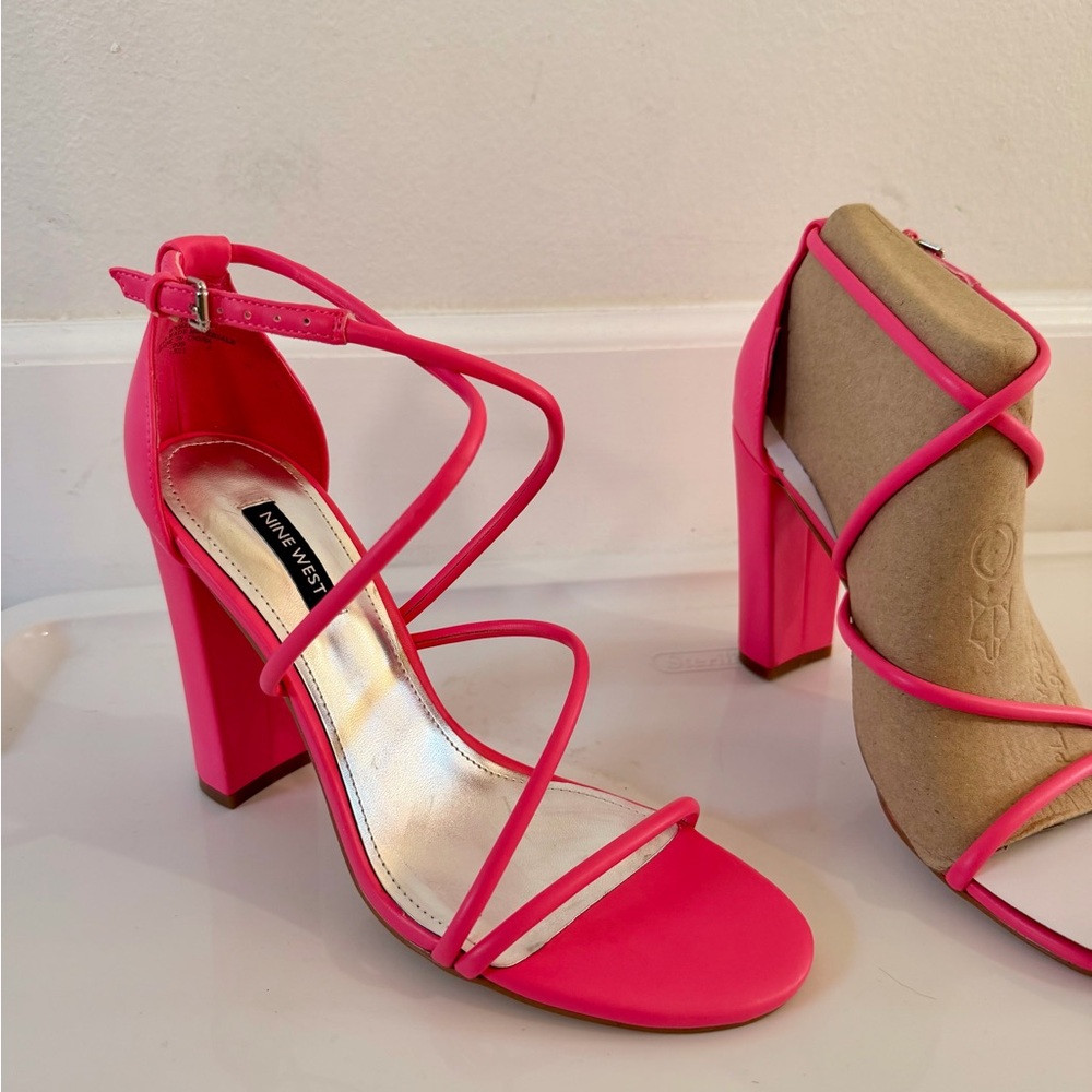 Nine West Pink Strappy Block Heel Sandals | Maer Open Toe Size 9 NEW